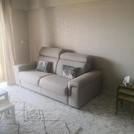 Grand 2 Pieces A 4mns De La Appartement